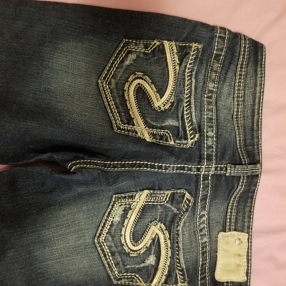 Silver Jeans - Picture 3 of 3